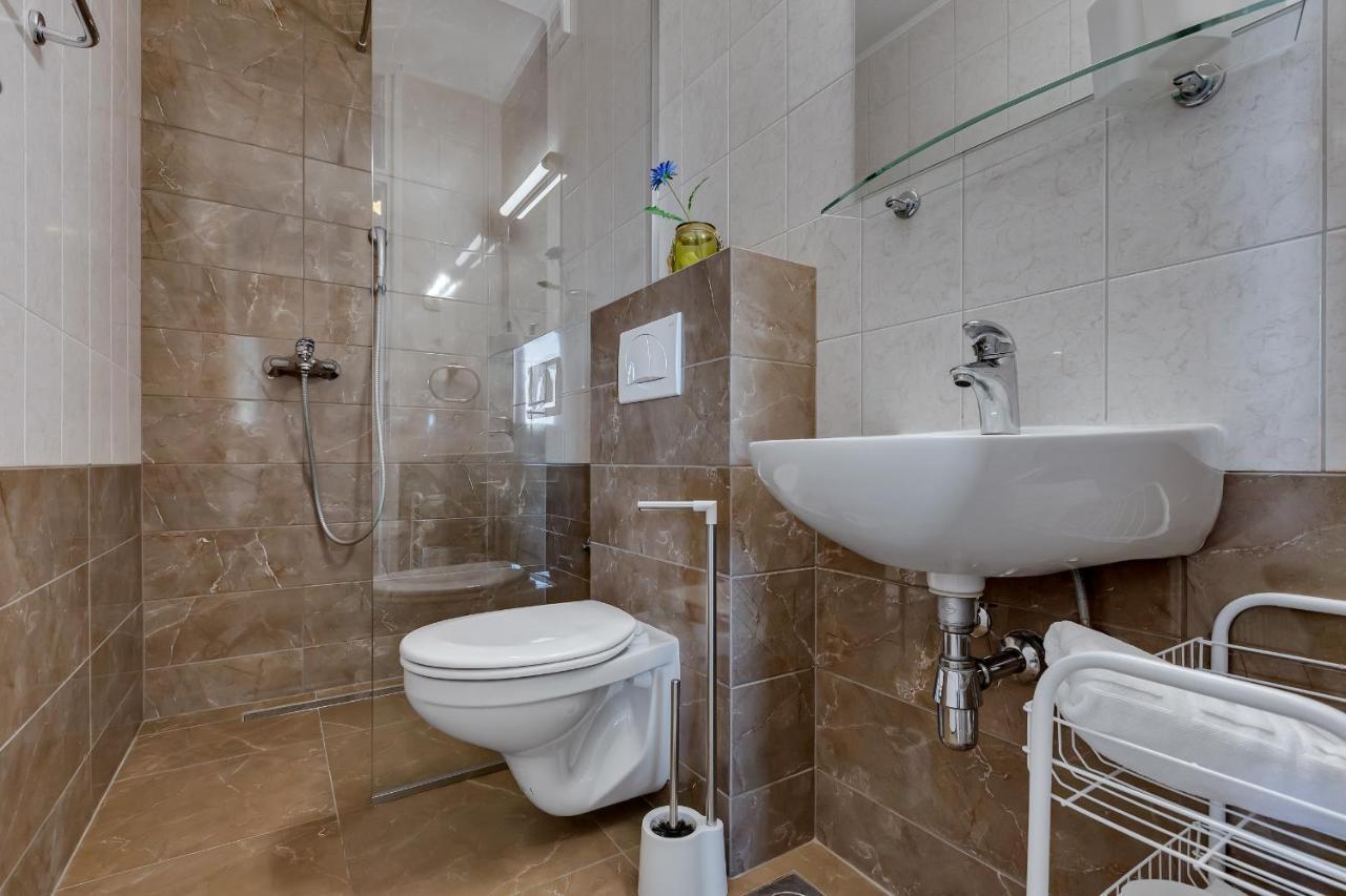 Apartments Vranjes Brela Εξωτερικό φωτογραφία
